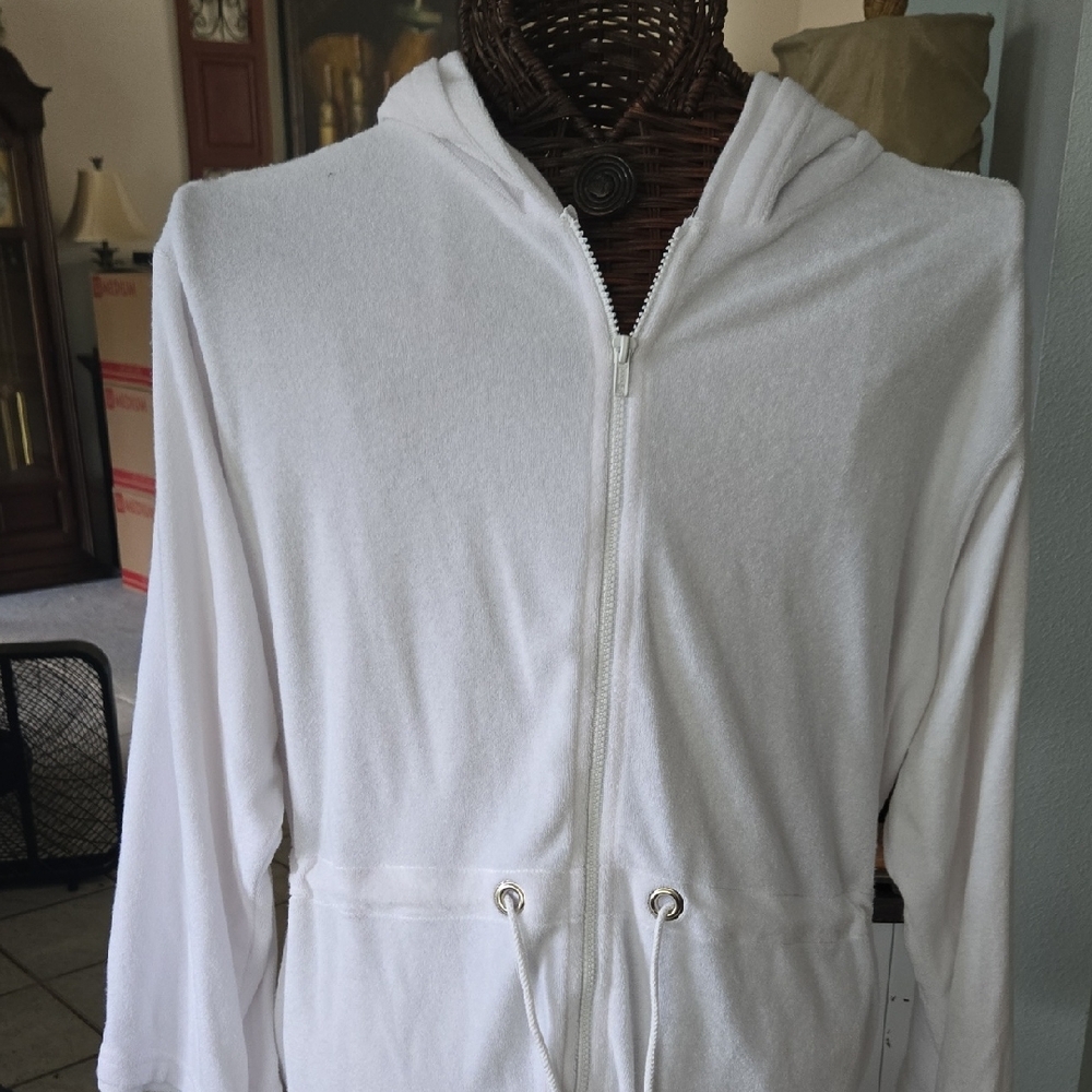 RAPZ White Hooded Terry Robe/Jacket with Drawstring Closure - Picture 12 of 13